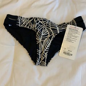 Shanti surf bikini bottom